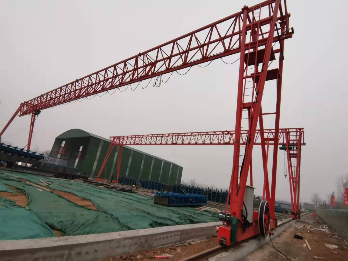 中國交建基礎建設集團，310國道改擴建洛陽新安段，ME90+90/10t-43m-9m一臺，MH10t-43m-9m-2臺，MH5t-22m-9m-1臺