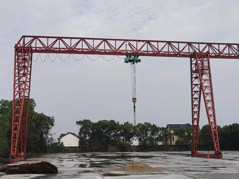 單臂龍門吊在不同工況下的使用特點和適用范圍是怎樣的？